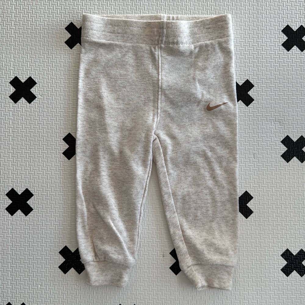 Nike 0-6month heather tan joggers